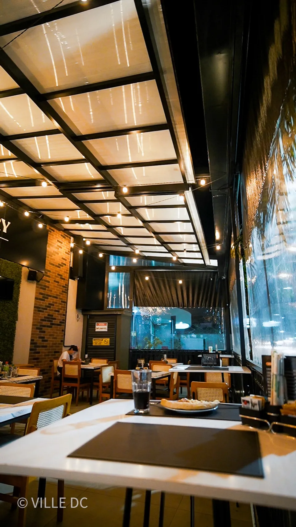 Cobertura Retrátil Para Restaurantes — projeto 5