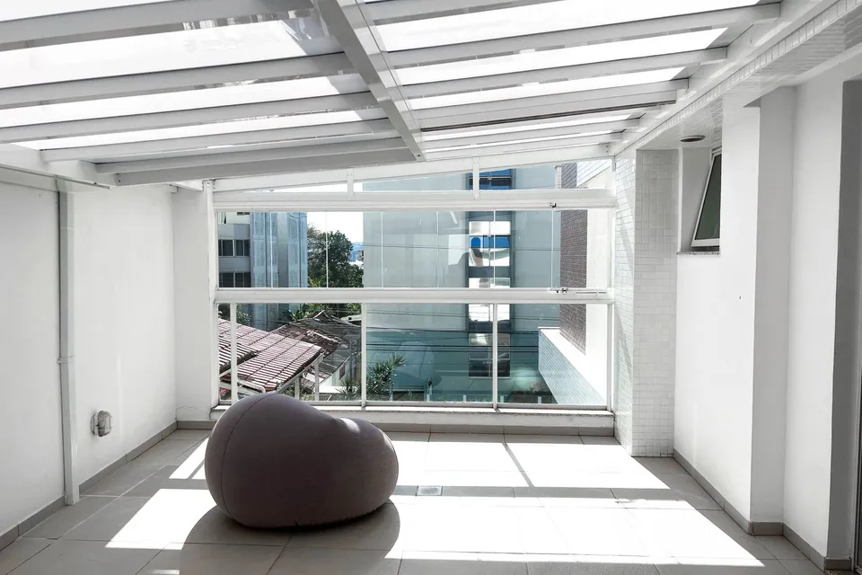 Cobertura de Policarbonato Compacto — projeto 2