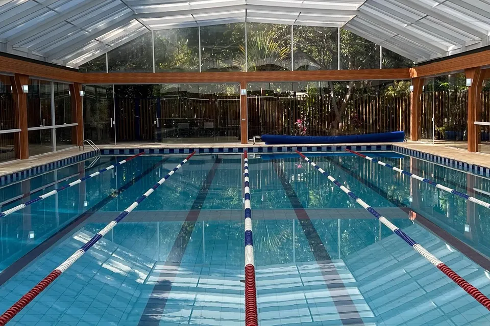 Cobertura Telescópica Retrátil Para Piscina — projeto 8