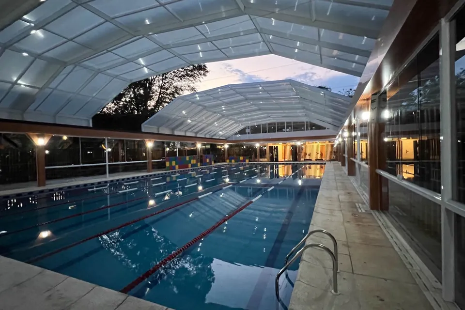 Cobertura Telescópica Retrátil Para Piscina — projeto 4