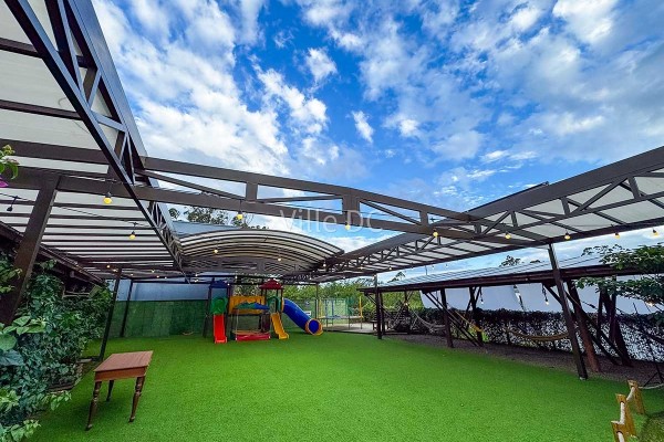 Cobertura Retrátil Ville DC para Espaço de Eventos na Praia do Rosa