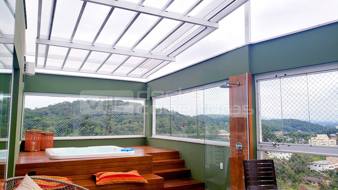 Cobertura Retrátil Para Apartamento Com Terraço em Lages / SC