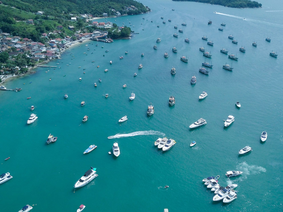 Praia do Caixa d'Aço / SC