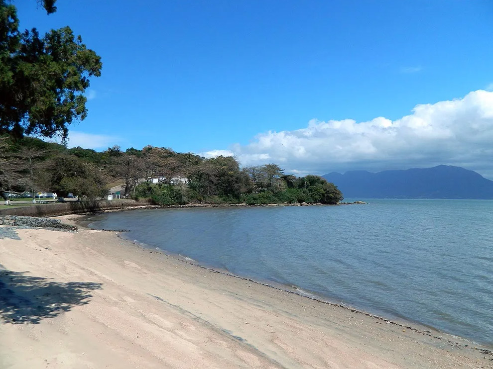 Praia da Caiacanga / SC